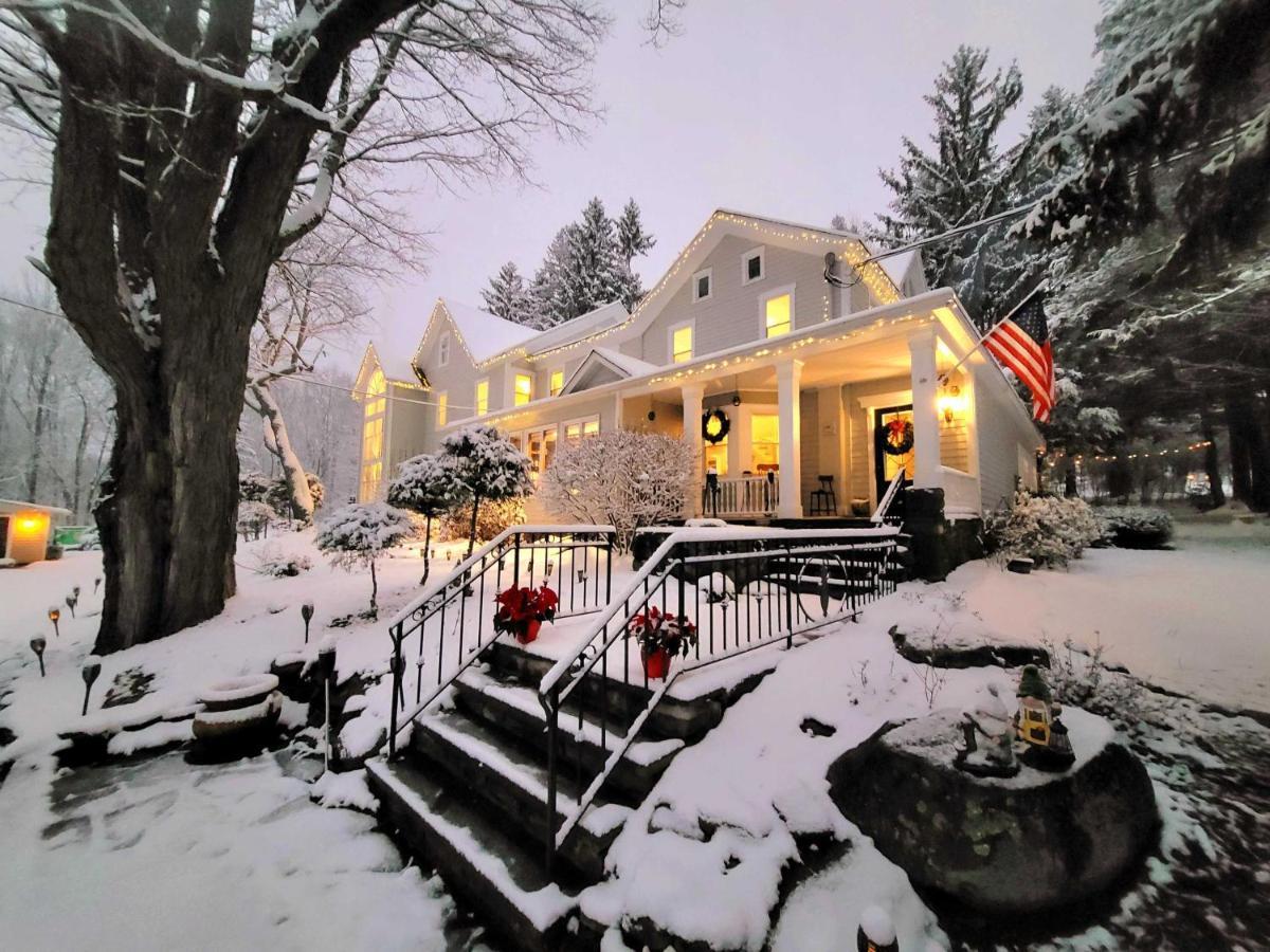 Pump House Inn & Spa Skytop Exterior photo